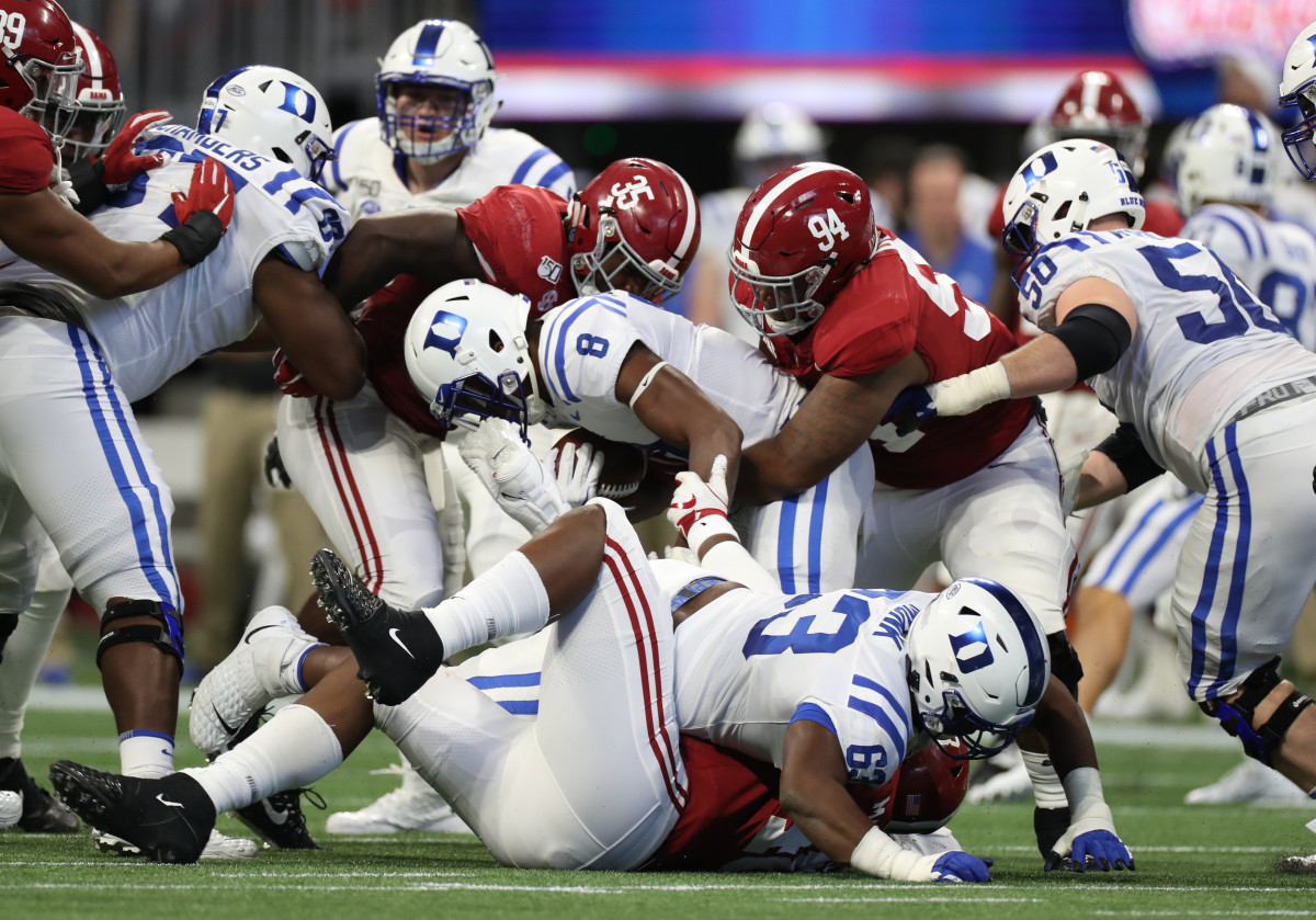 Alabama nose tackle D.J. Dale